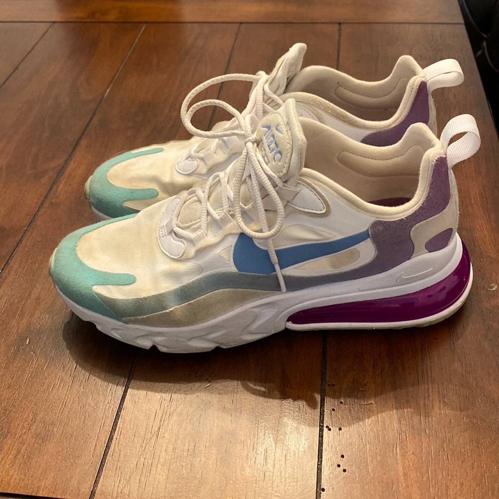 Nike air max 270s
